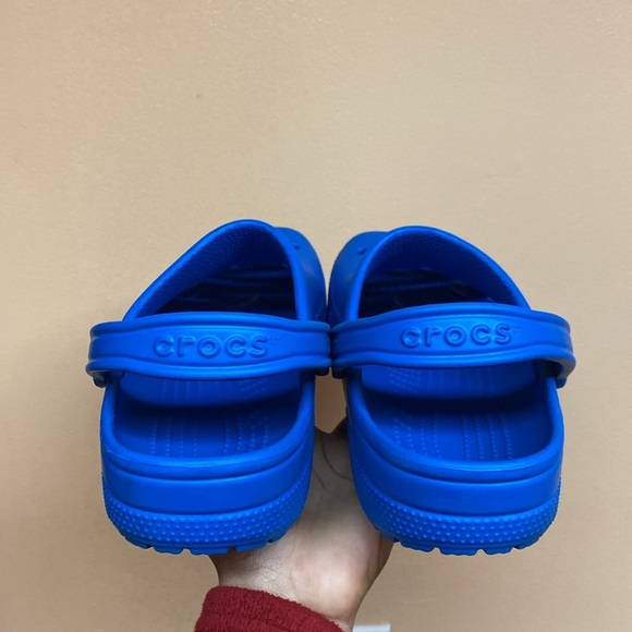 Crocs Classic Clog “Blue Bolt” - Picture 5 of 16
